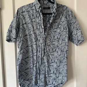 Nautica Men's Navy Leaf Pattern Shirt